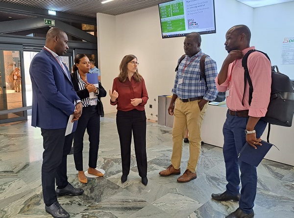 MTSSS recebe delegação de São Tomé e Príncipe