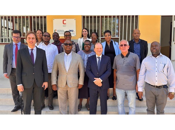 State Secretary for Labour visiting Mozambique