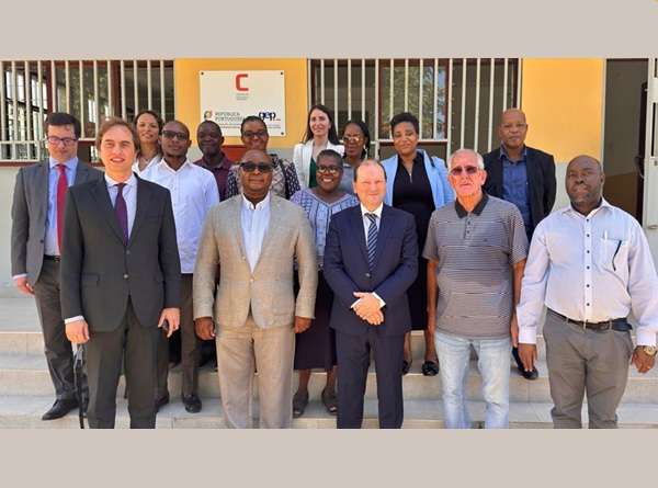 State Secretary for Labour visiting Mozambique